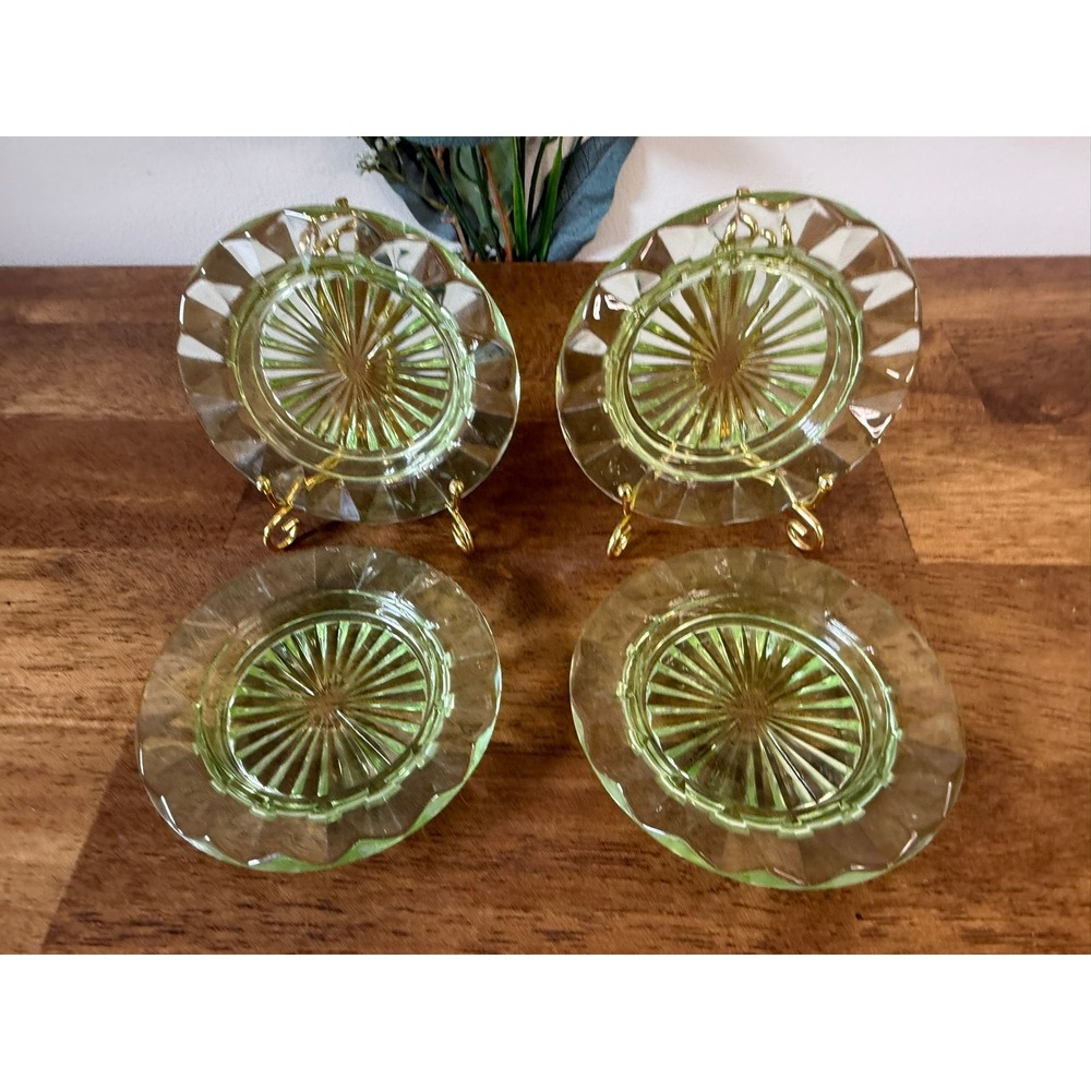 Vintage Green Glass Coasters Set 4 Pressed Glass Starburst Drink Barware Retro